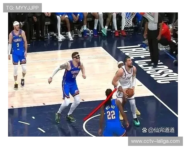 哈登关键三分未获3+1 裁判报告认定落地伸腿异常